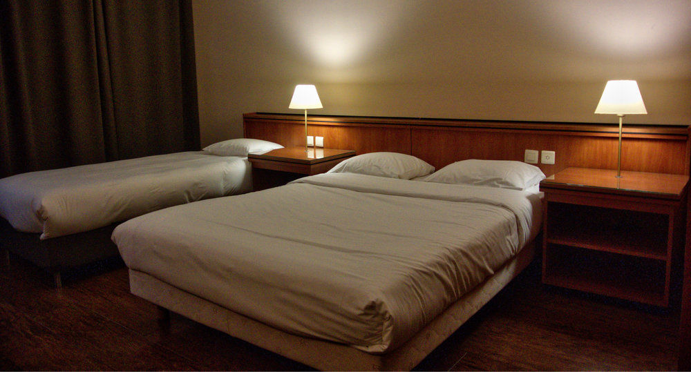 Escale Hotel Saint-Gilles ภายนอก รูปภาพ