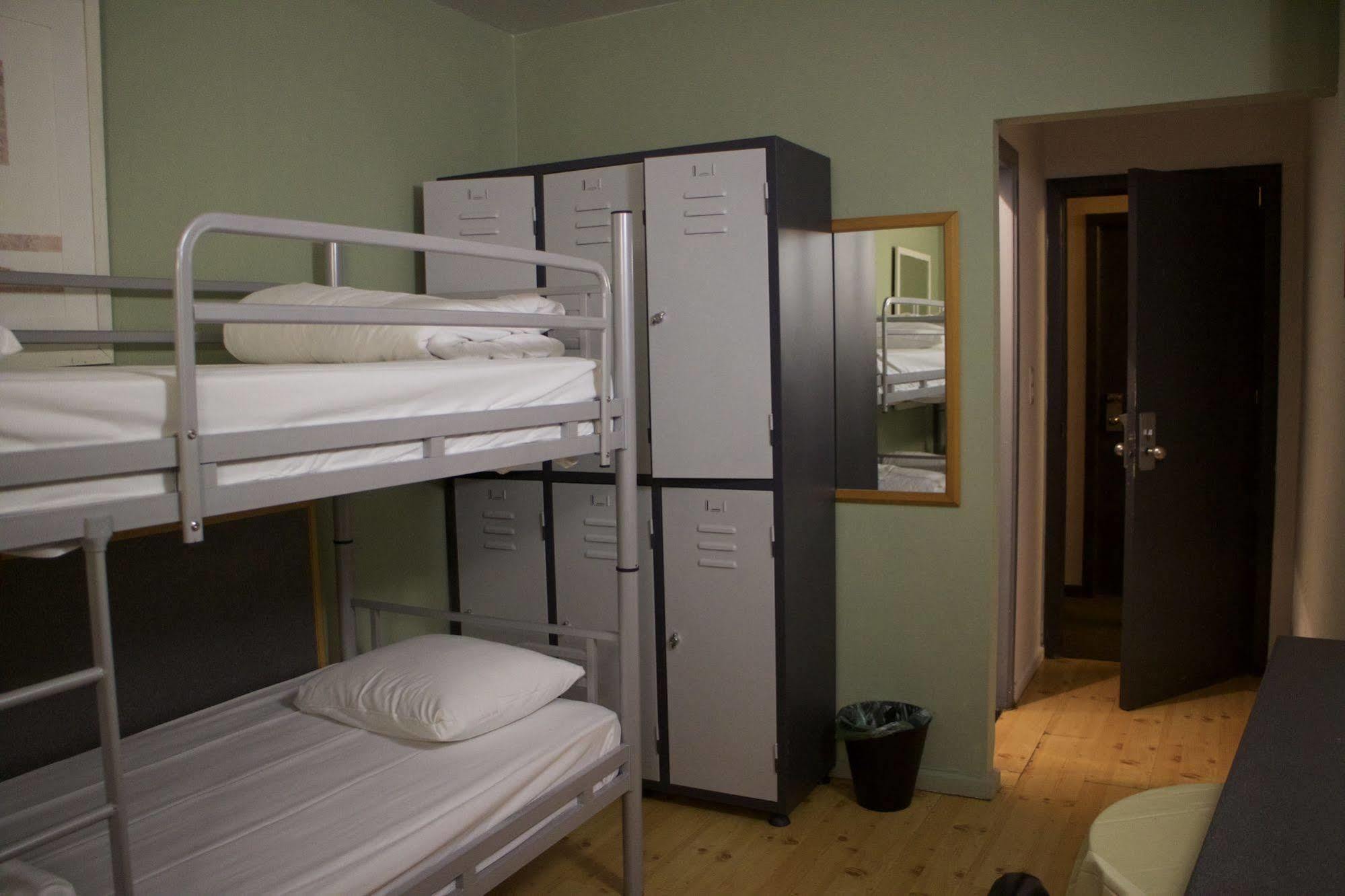 Escale Hotel Saint-Gilles ภายนอก รูปภาพ